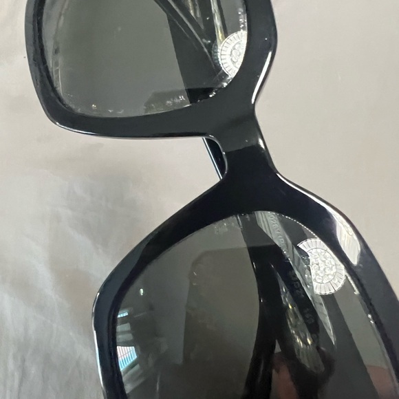 Coach Black Cat-Eye Sunglasses - Picture 4 of 5